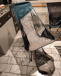 119 / = 2: Sessel Quechua gross, Sitzhöhe 40 cm, Höhe 95 cm (2 Expl.)